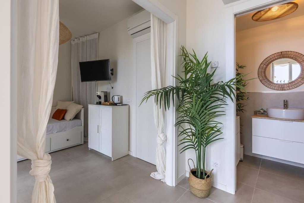 Zahara - Idromassaggio Privato & Free Parking Appartamento Alassio